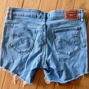 Levi's 711 Skinny Distressed Jean-cut-to-shorts | Women's Size 27